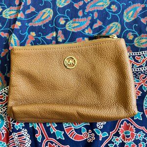 Michael Kors Pebbled Leather pouch